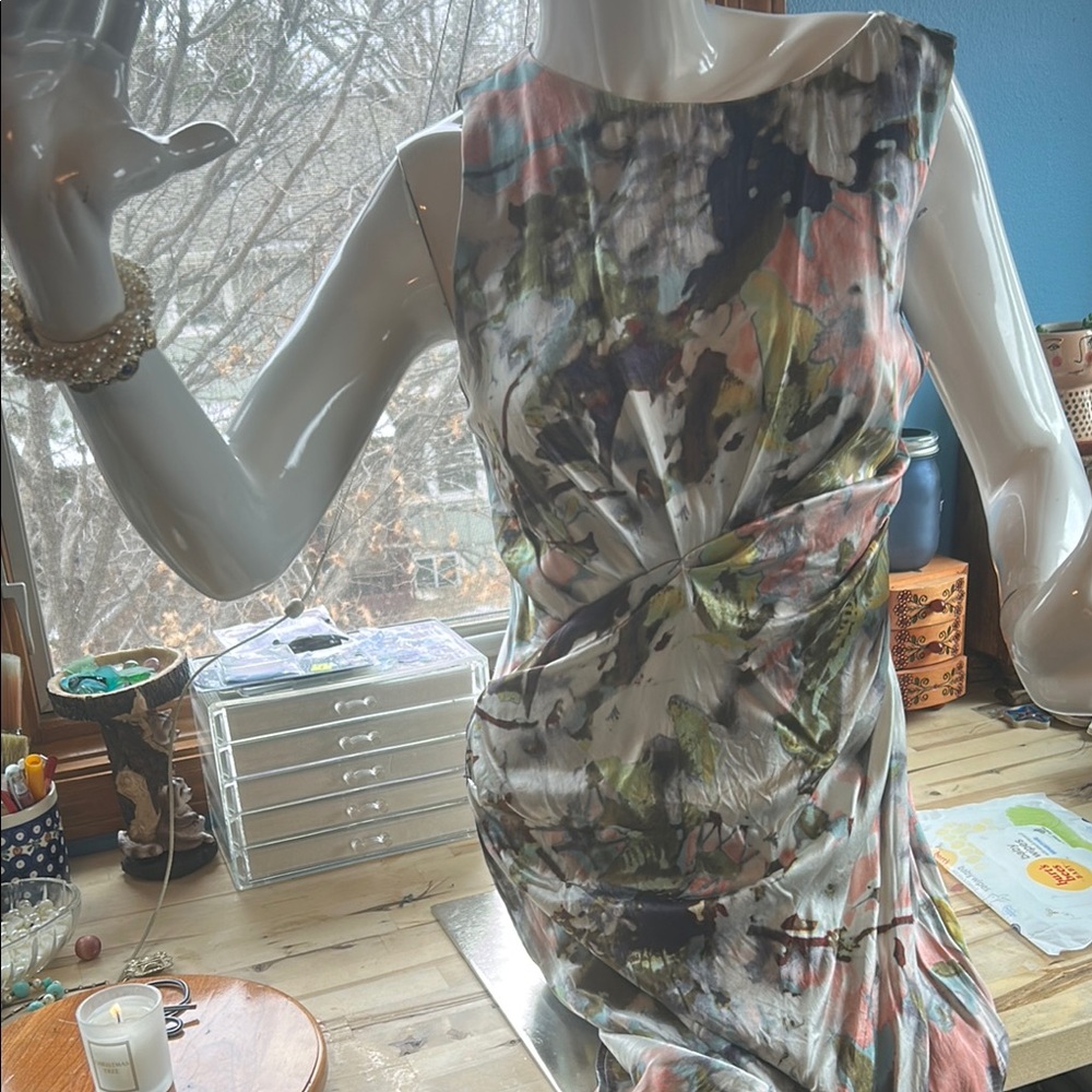 Suzi Chin Green Sheath Dress with Bateau Neckline